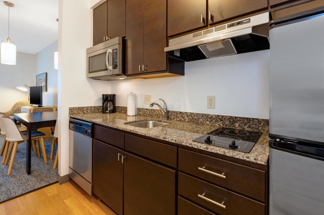 Towneplace Suites By Marriott Nashville Airport Εξωτερικό φωτογραφία