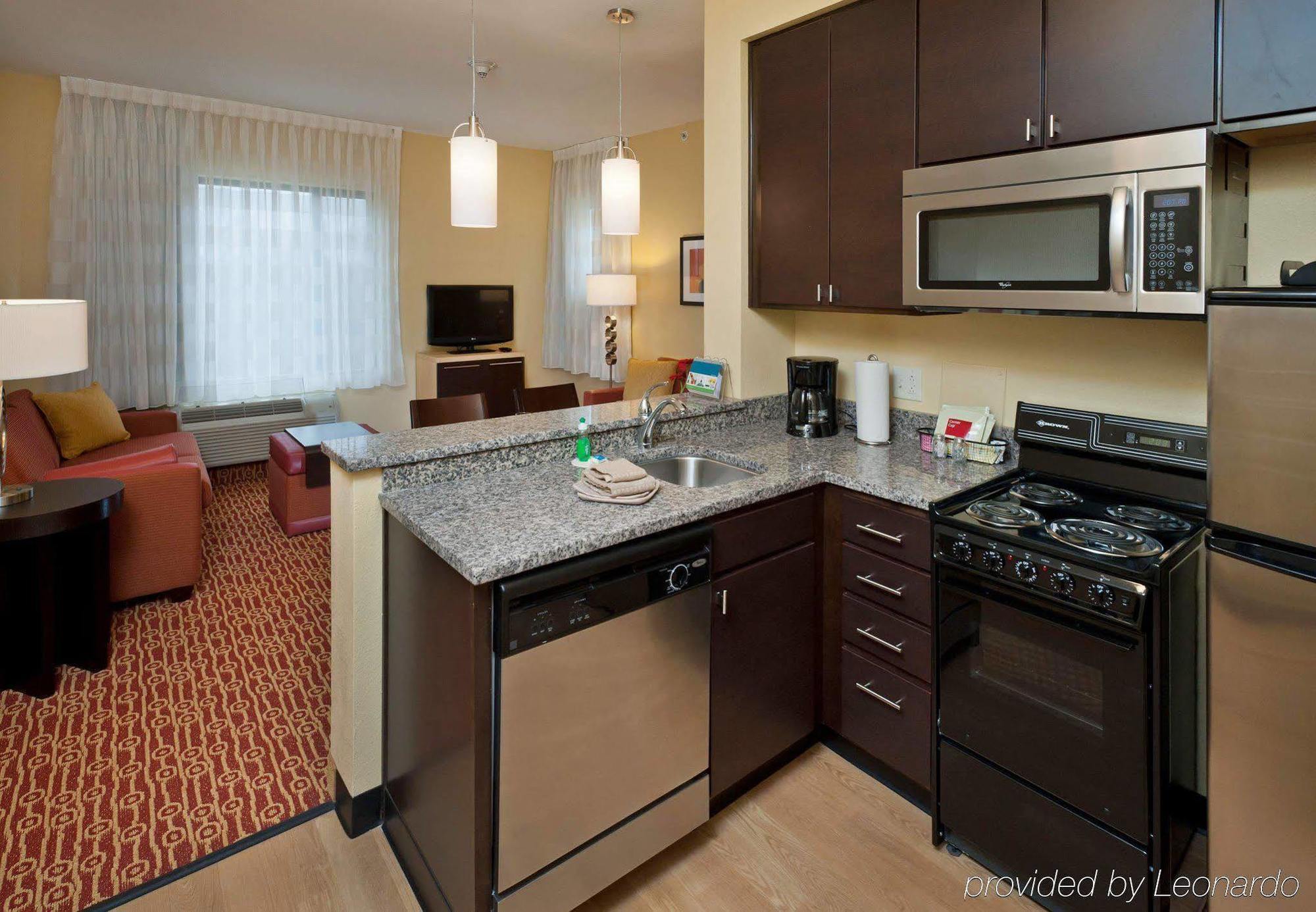 Towneplace Suites By Marriott Nashville Airport Εξωτερικό φωτογραφία